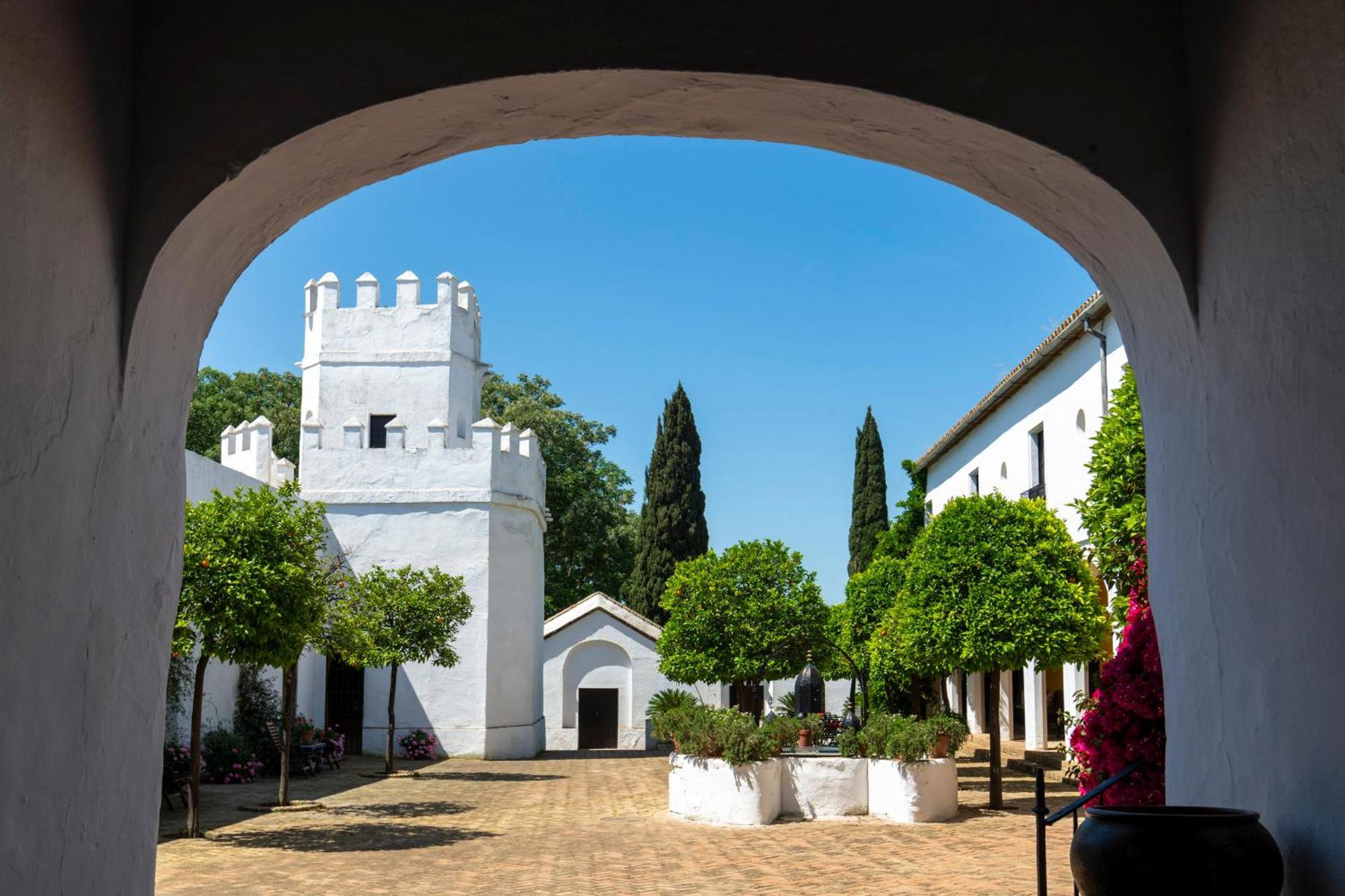 Hotel Cortijo Torre De La Reina Exterior foto
